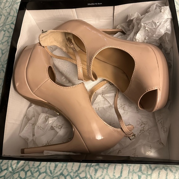 Thalia Sodi Nude peep toe stilettos 7.5 women - Picture 10 of 12